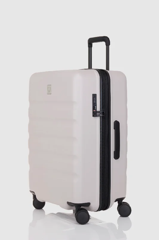 Icon Stripe 66cm Suitcase