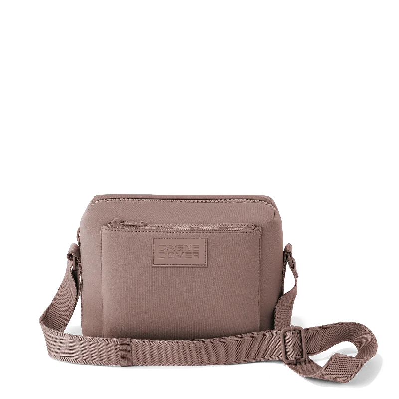 Micah Crossbody in Dune