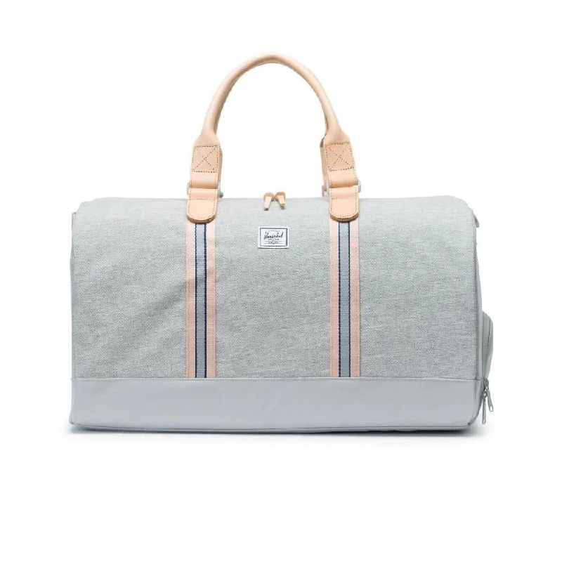 Novel Duffle (Light Grey Crosshatch + High Rise)