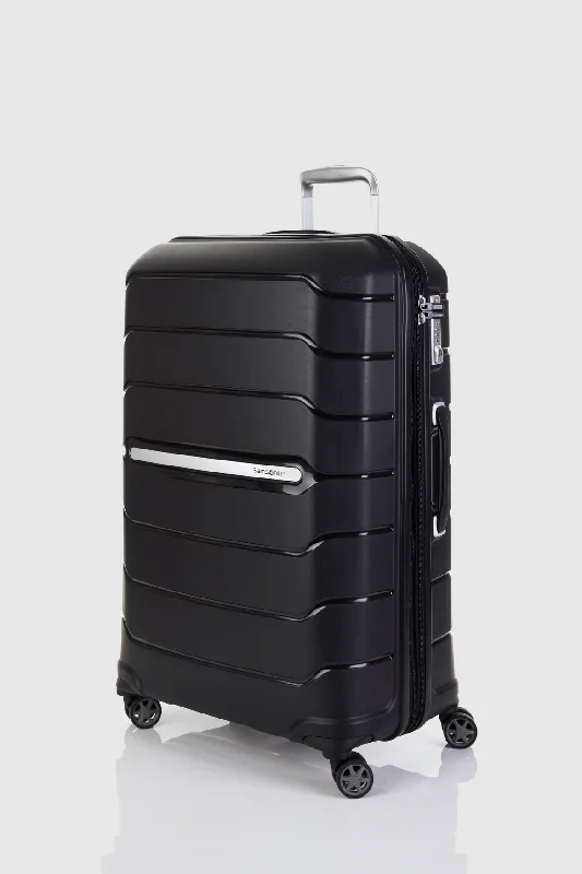 Oc2lite 68cm Suitcase