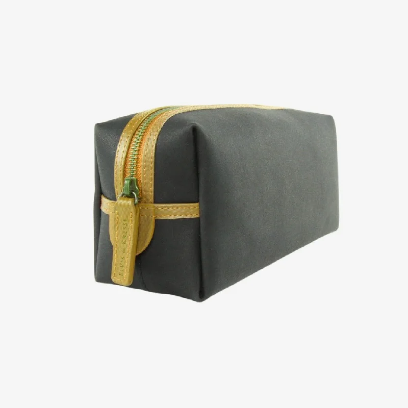 Elvis and Kresse Washbag Medium - Black with Yellow Trim