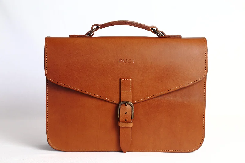 Mod 122 - Briefcase Cuoio Brown made with Tuscan Vegetable-Tanned Leather